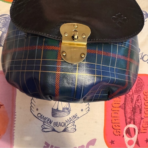Patricia Nash Black Crossbody Bag with Plaid Design - Picture 5 of 9